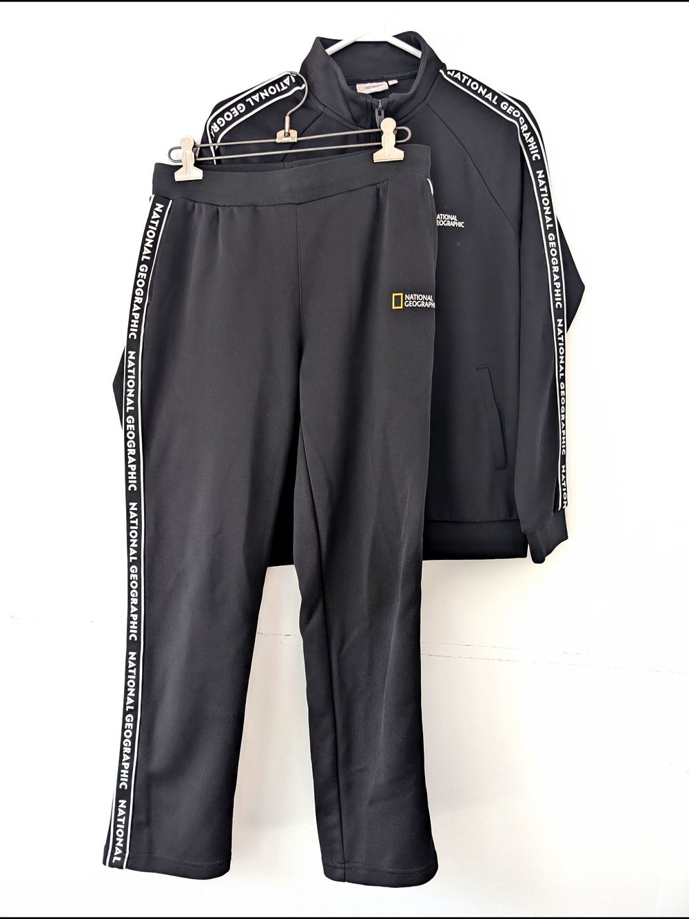 National Geographic Korea Logo Tape Track Suit Techwear Youth 160 (Women XS)